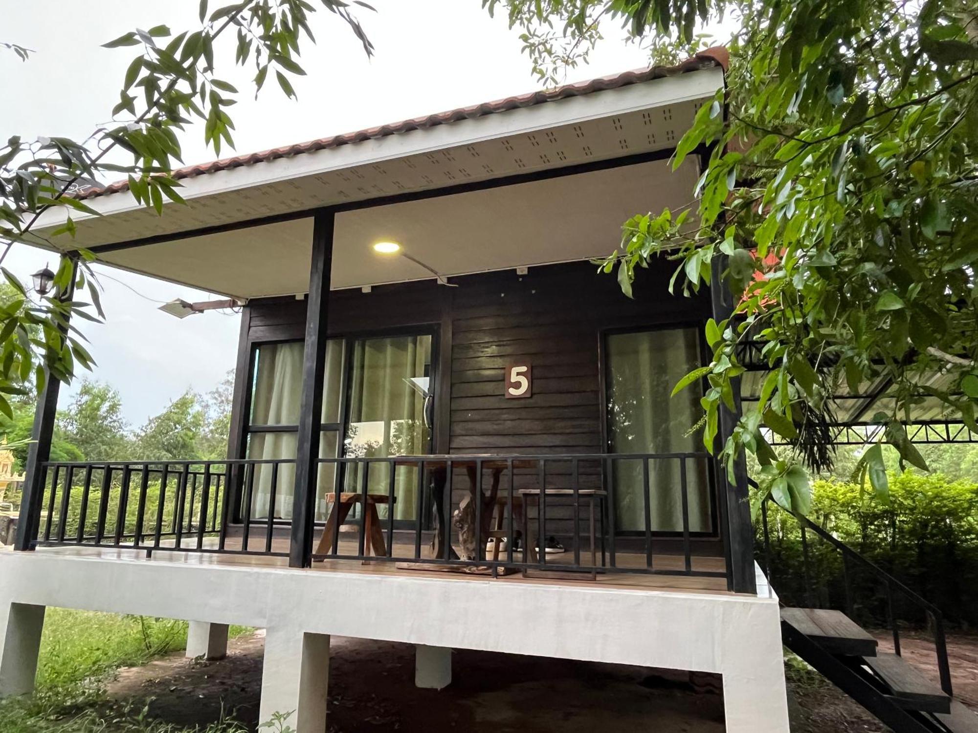 Sangkaset Resort Ban Mong Muang Ngoại thất bức ảnh