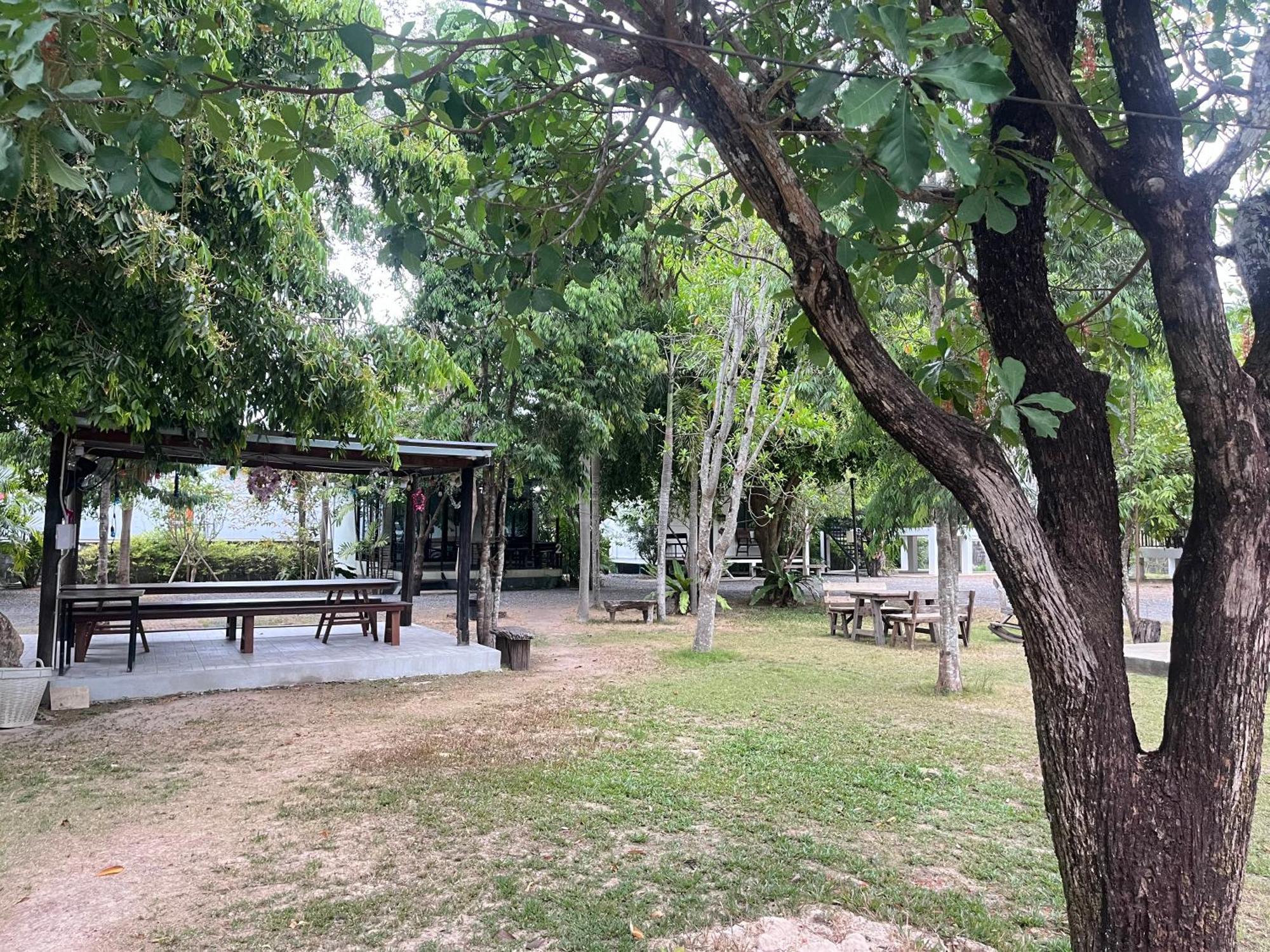 Sangkaset Resort Ban Mong Muang Ngoại thất bức ảnh